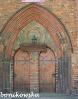 portal w kościele klasztornym