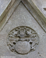 Mielno Pyrzyckie, epitafium na cmentarzu obok kościoła