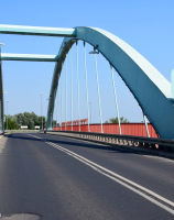 Choszczno, wiadukt drogowy nad linią 351 oraz 410