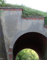 Pianówka, wiadukt linii 374 nad drogą do Goraja