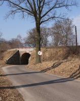 Jankowo, wiadukt kolejowy linii 210